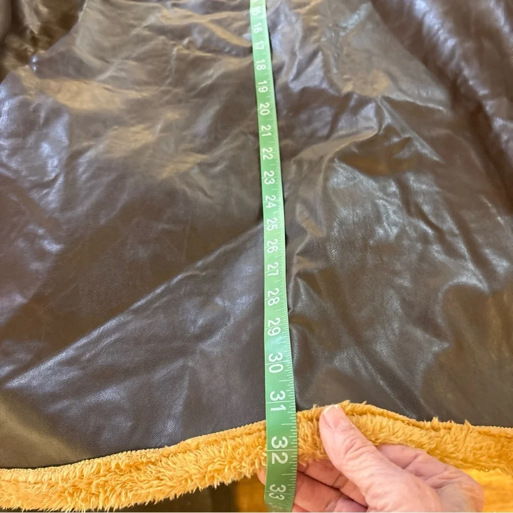 MEN HOODCOAT LEATHERLIKE FINISH PLUSH LINING TOGGLES BUCKLES 48 CHEST STREETWEAR - Picture 13 of 14